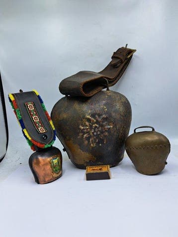 Decoratieve bel (3) - Gigabel 2,3kg - Zwitserland - Koebel