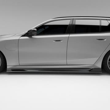 BMW M5 G90 Sedan G99 Touring Revozport Carbon side skirts, Verzenden