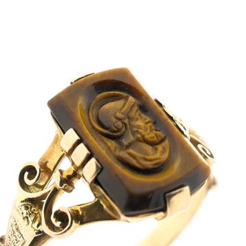 Gouden ring met tijgeroog; Camee, 18 tot 19, Gebruikt, Ophalen of Verzenden, Met edelsteen