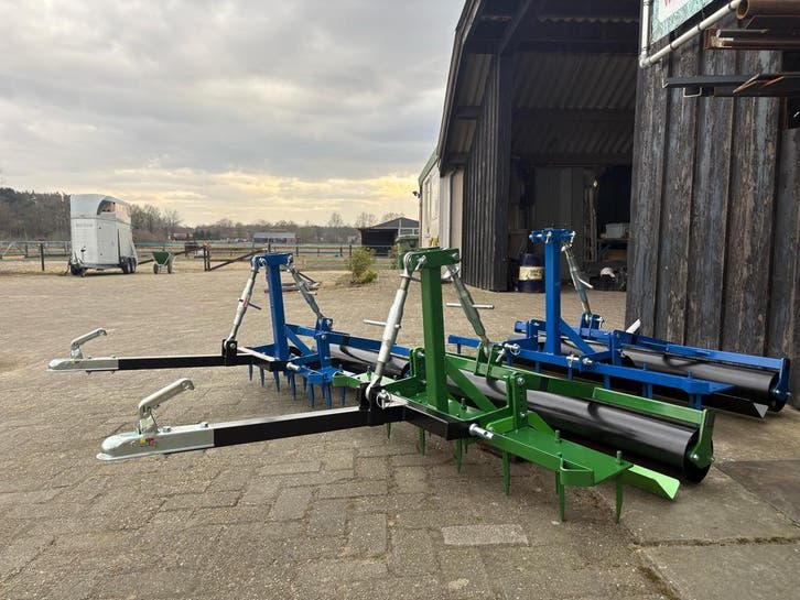 Manegevlakker pistesleepactieprijs!!! 1meter tot 2.30 breed, Zakelijke goederen, Agrarisch | Werktuigen, Overige, Grondbewerking