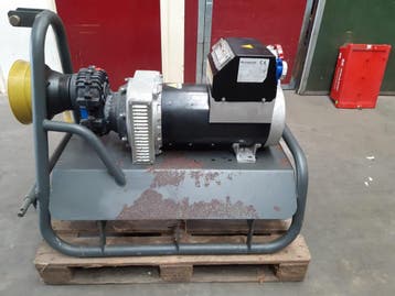 trekker aangedreven aggregaat 30 kva, Zo goed als nieuw, 10 tot 30 kVA, Overige typen