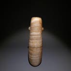 Oud-Egyptisch Albast Alabastron. 17,5 cm hoog. Ptolemaïsche