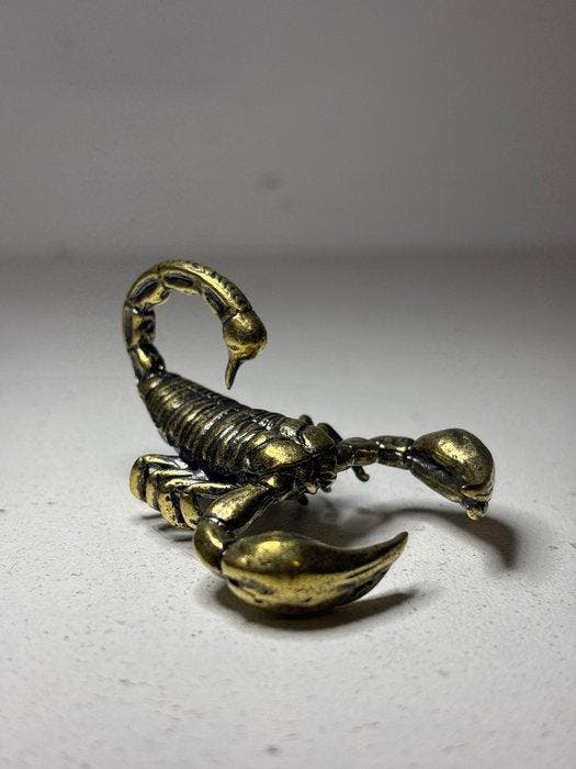Beeld, Schorpioen - 30 mm - Messing, Antiek en Kunst, Curiosa en Brocante