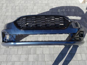 Voorbumper met grille Ford Focus MK-4 ST PDC, Auto-onderdelen, Verzenden, Gebruikt