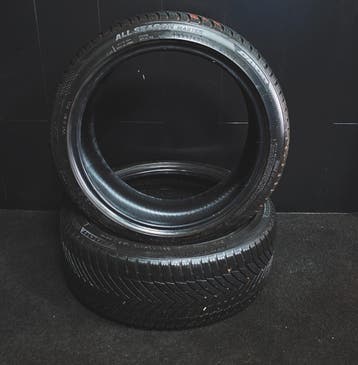 225 40 R18 18 allseason banden minerva, 18 inch, Gebruikt, Ophalen of Verzenden, All Season