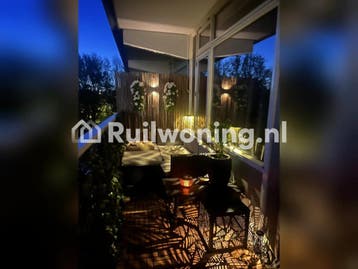 Ruime woning in Amsterdam-Noord (Noord-Holland), Amsterdam