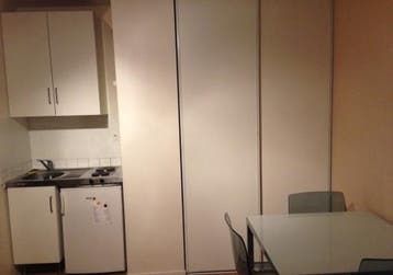 Te Huur Studio Bloemfonteinstraat In Tilburg, 20 tot 35 m², Tilburg