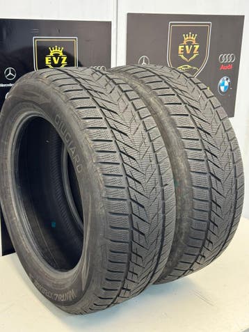 235/55R17 winterbanden 2 stuks Vredestein Giugiaro Wintrac, Gebruikt, 17 inch, Winterbanden, 235 mm