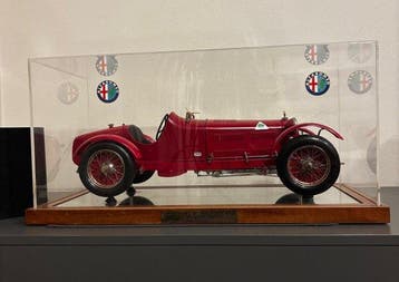 Pocher - Model sportwagen - ALFA ROMEO 8C 2300 MONZA, Nieuw