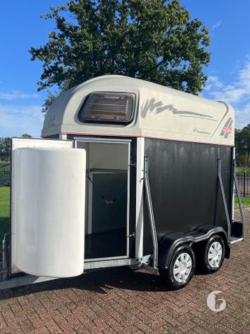 Leuke Henra 1,5 paards aanhanger!, Ophalen, Zo goed als nieuw, Hout, 1½-paards trailer