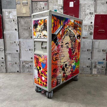 Driessen / Zodiac / Safran - Trolleys van