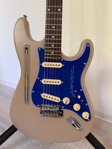 Harley Benton - ST-20 - Custom Commodore 64 tribute - -, Nieuw