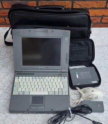 NEC Versa 4000C vintage - Laptop (1), Nieuw