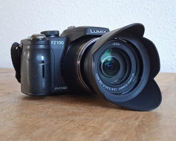 Panasonic Lumix DMC-FZ100 Digitale camera, Nieuw