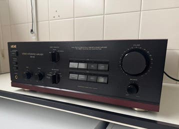 Akai - AM-35 Dual Pole DC Servo Solid state geïntegreerde, Nieuw