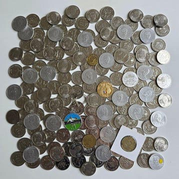 Wereld. Lot van 160 stuks Voetbalpenningen (Zonder