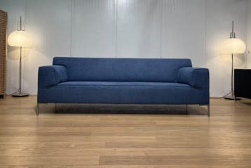 NIEUW Design on Stock Bloq 3-Zits Blauw + Garantie, Huis en Inrichting, Banken | Bankstellen, Design Bank Bankstel Zetel 3-Zits Design on Stock