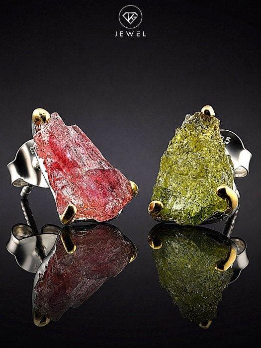 Ruwe roze- en groene toermalijn oorbellen - 925, Verzamelen, Mineralen en Fossielen