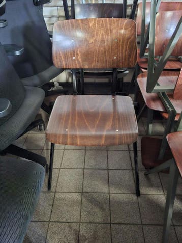1x Galvanitas S16 Schoolstoel Zwart / Bruin Gebruikt, Huis en Inrichting, Gebruikt, Bruin, Hout
