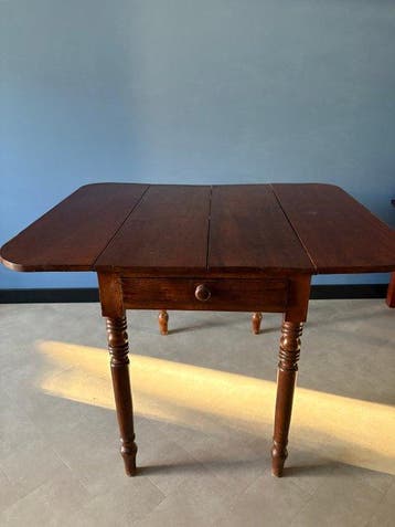 Hangoortafel - Mahonie - Mahonie Pembroketafel