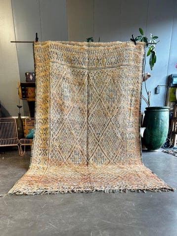 Boho Chic Marokkaanse Boujad Tapijt – 1970s/1980s –, Huis en Inrichting, Stoffering | Tapijten en Kleden, Nieuw