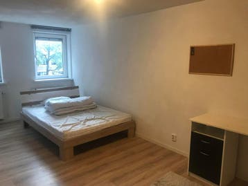 Te huur: Kamer Bisschopstraat in Enschede, Huizen en Kamers, Kamers te huur