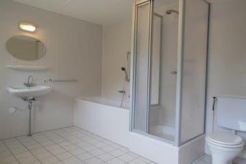Te Huur 4 Kamer Appartement Via Regia In Maastricht, Direct bij eigenaar, Limburg, Maastricht, Appartement