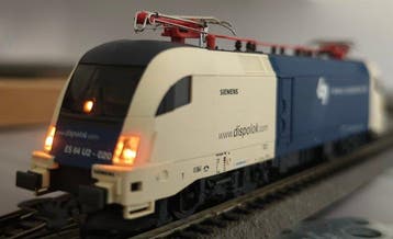 Piko H0 - 57227 - Elektrische locomotief (1) - ES 64,, Nieuw