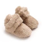 Gebreide baby slofjes bruin en beige, Kinderen en Baby's, Babykleding | Schoentjes en Sokjes, Slofjes, Nieuw, Sweet-One, Verzenden