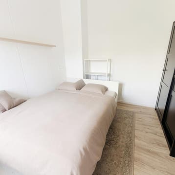 Kamer gevonden in of bij Weesp, Minder dan 20 m²