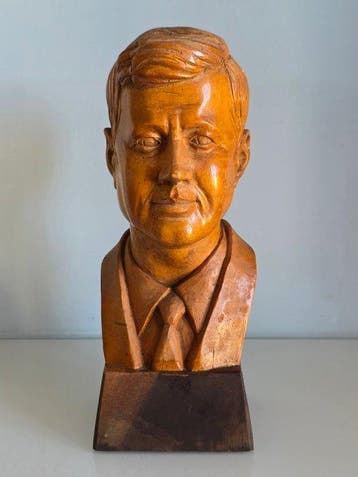 John F. Kennedy – vintage drewniane popiersie – USA, lata