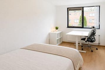 Huis Leharlaan in Delft, Overige soorten, Via bemiddelaar, Delft, Zuid-Holland