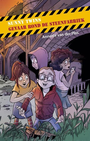 Sunny Twins - Gevaar rond de steenfabriek 9789087821050, Verzenden, Zo goed als nieuw, Annette van der Plas