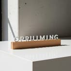 Oacklux Kana Letterhouder Eikenhout 300 mm - Witte letters, Nieuw in verpakking