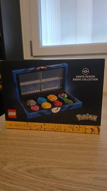Lego Set - 40892 - Pokémon - Kanto Region Badge Collection, Kinderen en Baby's, Speelgoed | Duplo en Lego, Nieuw