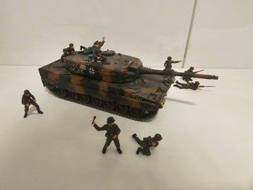 Aterli u.a. - Model militair voertuig (10) - Leopard II, Nieuw