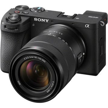 Sony Alpha 6700 + E 18-135mm f/3.5-5.6 OSS, Verzenden