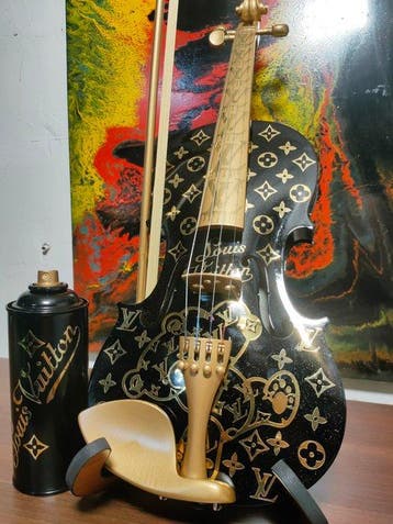fp pop art - Violon Louis Vuitton et Capsule Ourson Love