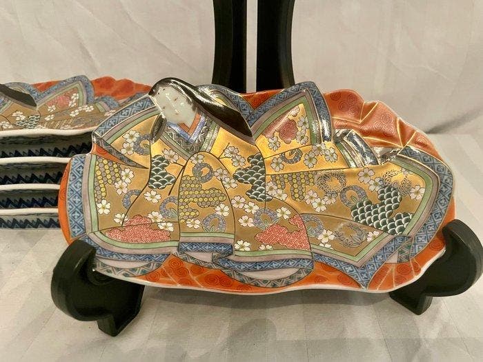 Ko Imari  - Bord (5) - Porselein - Nishiki Kinrante Hime, Antiek en Kunst, Antiek | Overige Antiek