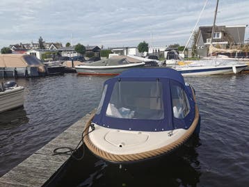 Van Adel Zeilmakerij &amp; Bootstofferingen, Ophalen, Nieuw, Overige typen, Minder dan 15 m²