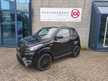 Ligier JS50 Sport Ultimate SUN DCI EPS black edition MMI EPS, Zo goed als nieuw, Ligier
