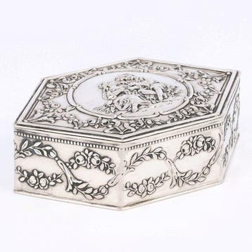 J. Kurz & Co. (Hanau ca. 1900) - Juwelendoosje -, Antiek en Kunst