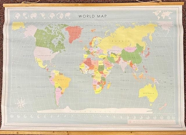 Klassikale kaart De Wereld 100 x 70 cm., Boeken, Schoolboeken, Verzenden