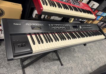 Roland RD700GX met Supernatural Expansion geinstalleerd, Ophalen of Verzenden, Zo goed als nieuw, Digitaal
