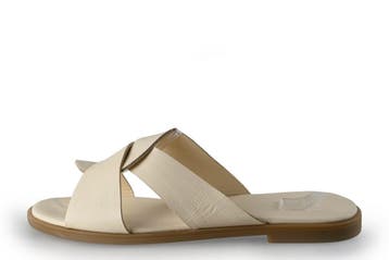 Manfield Slippers in maat 41 Wit, Kleding | Dames, Slippers, Verzenden, Wit, Zo goed als nieuw