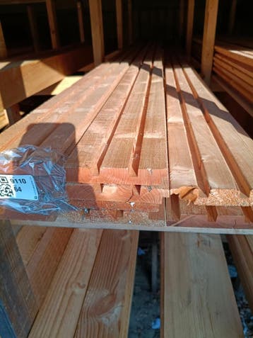 Ca. 28x Red Class wood triple profiel, Nieuw