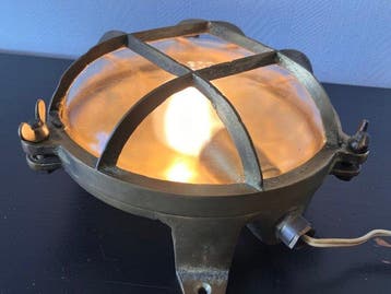 Fonderie Corneille - Bulkhead light - Wandlamp - Brons -