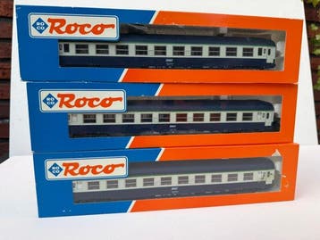 Roco H0 - 44602 - Modeltrein personenwagen (3) - Set van, Nieuw
