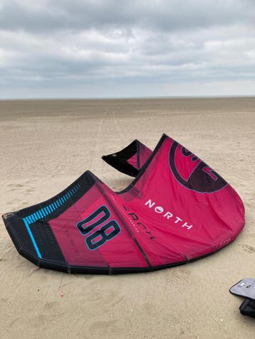 2025 North Reach Kite 8m Rubine Red R, Ophalen of Verzenden, Gebruikt, 8 m², Kite