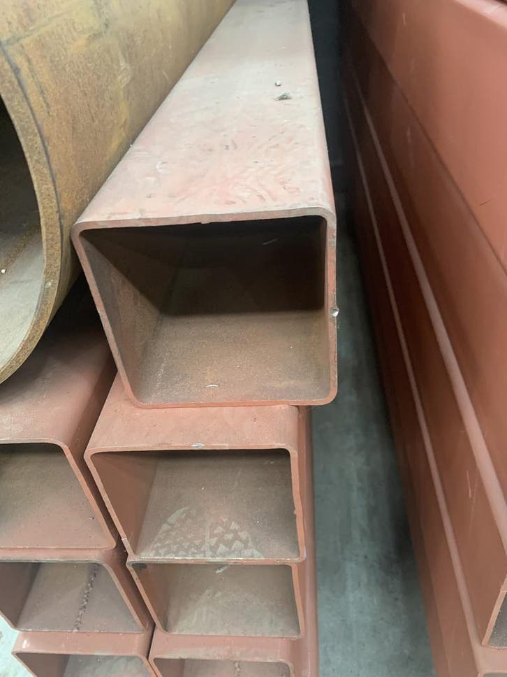 Koker 140 x 140 x 5 mm gestraald en gemenied b-keus, Doe-het-zelf en Verbouw, Metalen, Ophalen